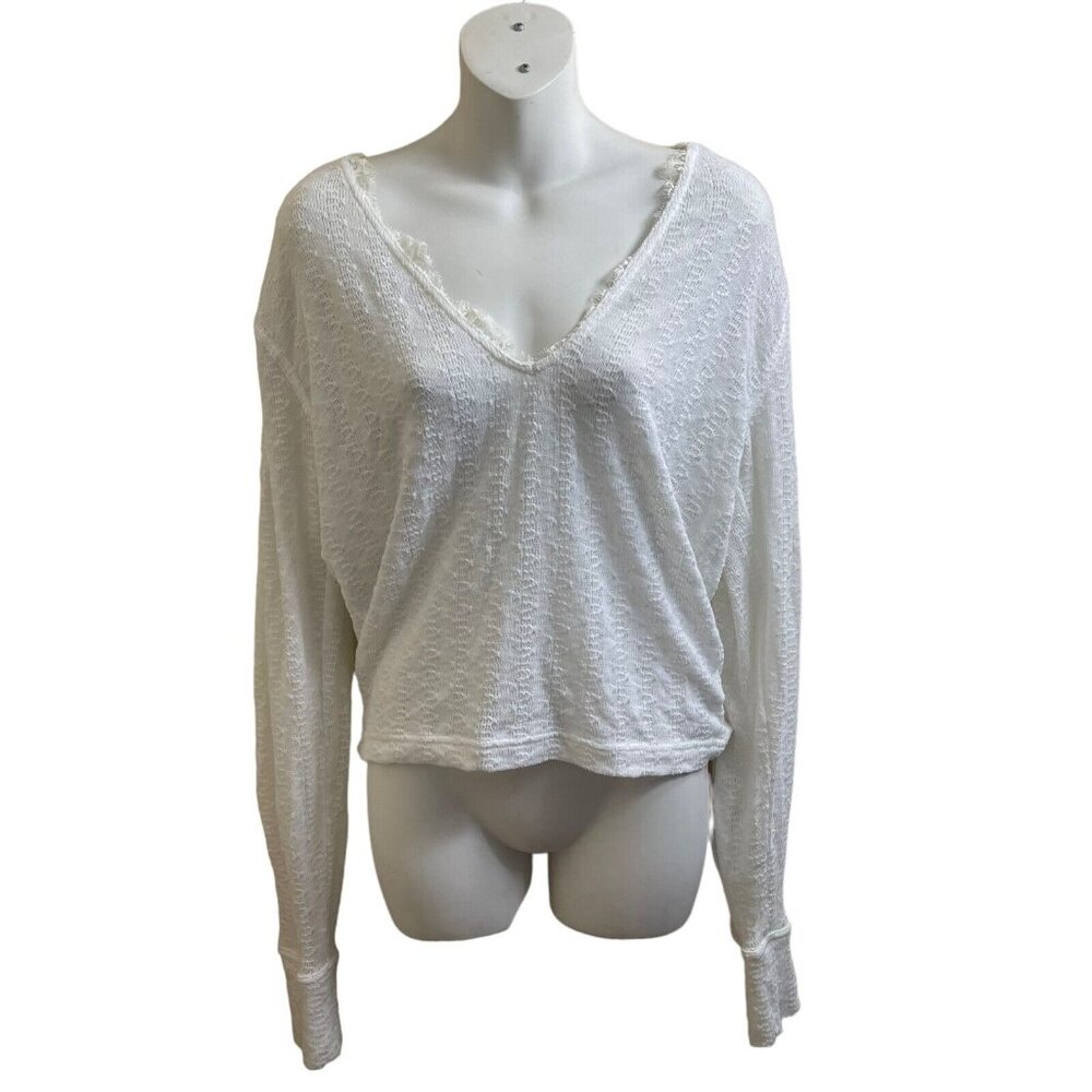 Free People Top Womens Size Medium White Polyester Dream Girl V-Neck Pullover